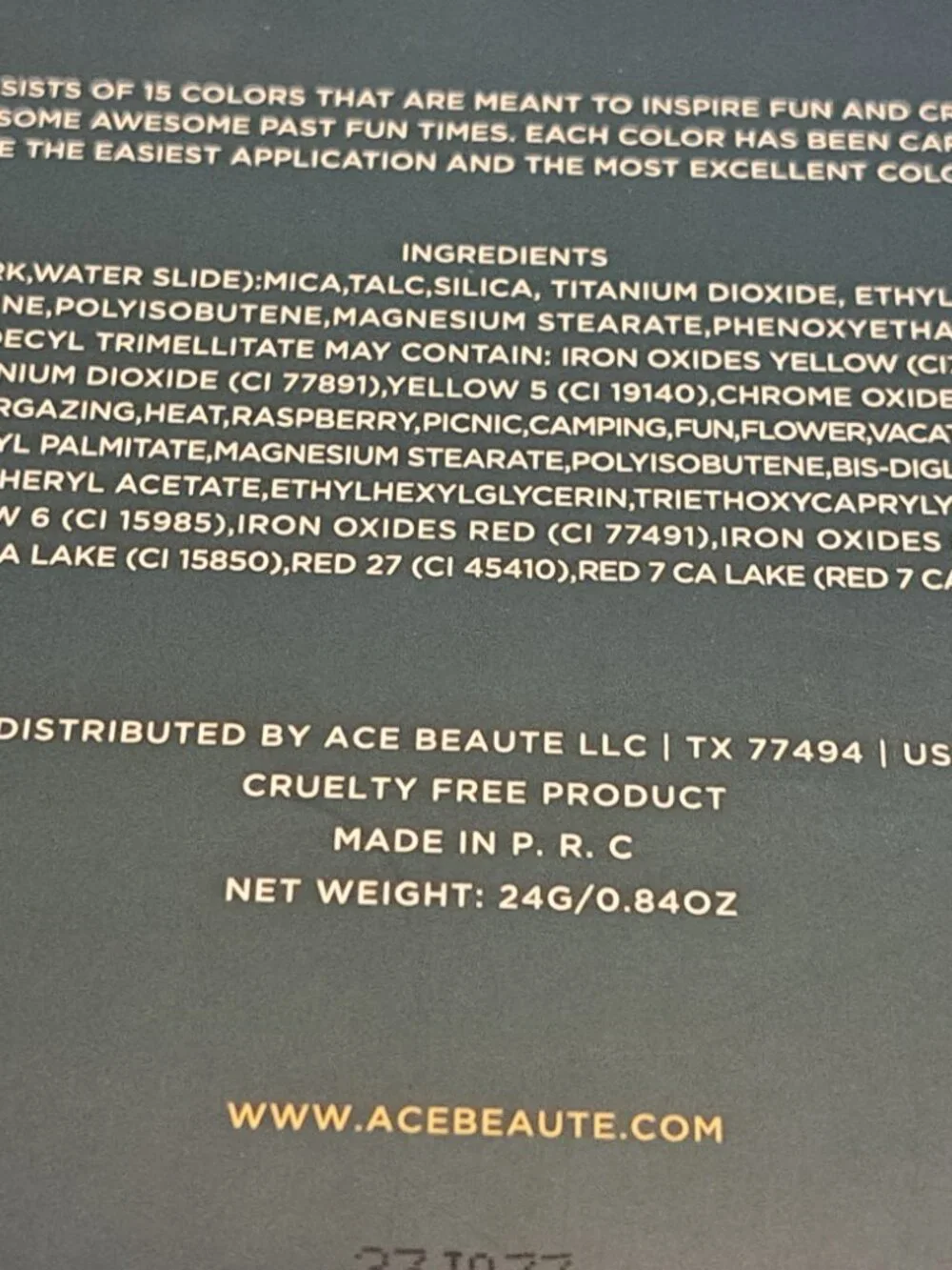 ACE BEAUTE Nostalgia Eyeshadow Palette